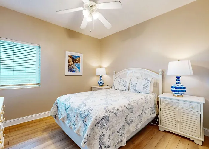 Beachfront Corner Penthouse With Amazing View Balcony & Shared Pools Hot Tubs Gulf Shores
