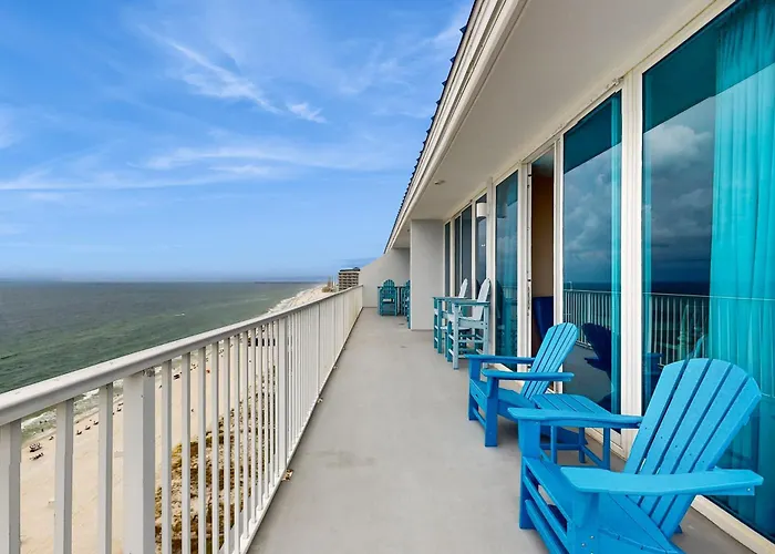 Beachfront Corner Penthouse With Amazing View Balcony & Shared Pools Hot Tubs Holiday home *